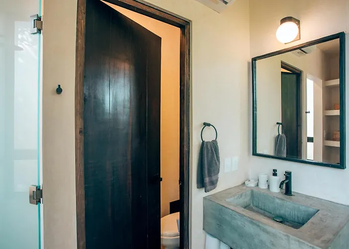 Pousada Jungle Rooftop -priv Pool-bathtub-jacuzzi 2a
